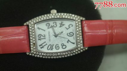 美品双色盘钻圈 日本PER-VALENTINO石英表的精致魅力